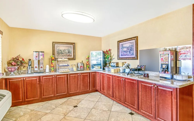 Days Inn by Wyndham Rio Rancho