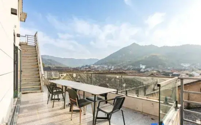 Qianhui Lu · Ningbo Qingzhi · Lake View Vacation Inn (Dongqian Lake Scenic Area Branch)