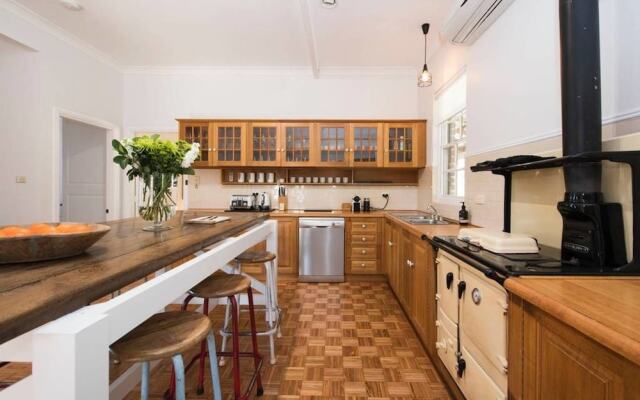 Peppertree Hill Luxury Farm Accommodation