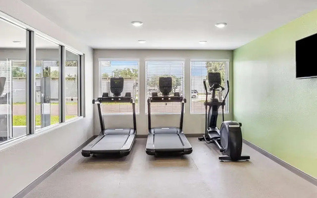 Woodspring Suites Fort Myers - Cape Coral