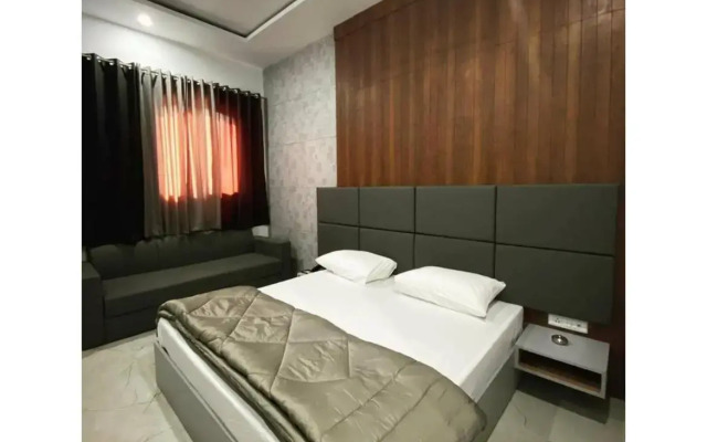 Goroomgo Prem Manor Roorkee