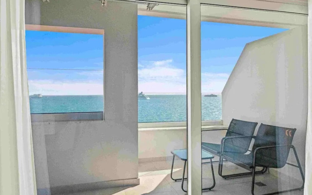 Phaedrus Living Limassol Seaside Residences 02