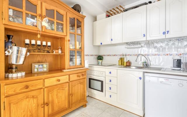 Simplistic Apartment in Alcocéber With Swimming Pool