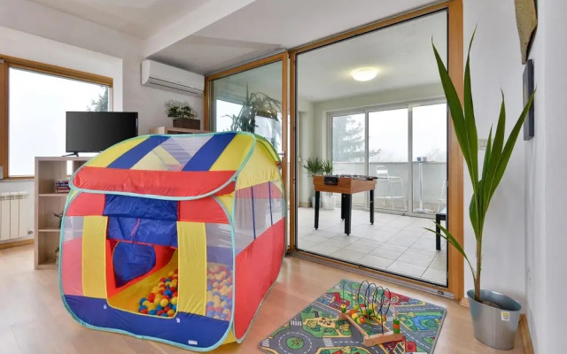 Nice Home in Zagreb With 6 Bedrooms and Wifi