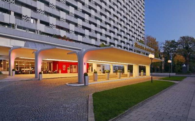 Sheraton Munich Arabellapark Hotel