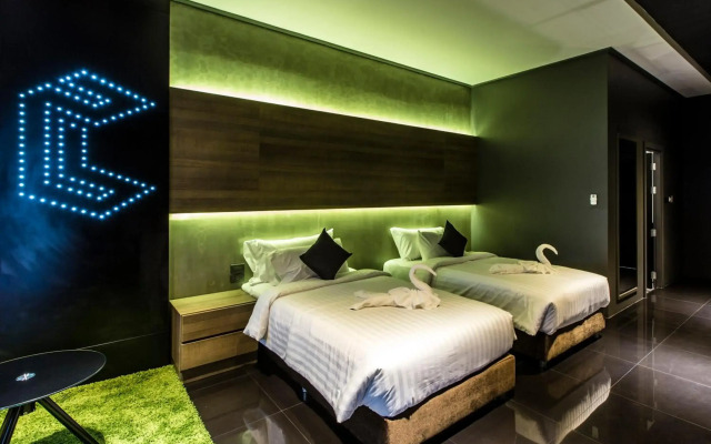 Cresco Hotel Buriram