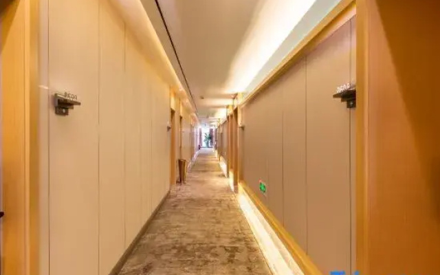 Shunxin Hotel