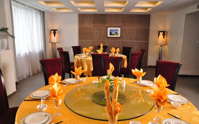 Xidi Taoyuan Hotel