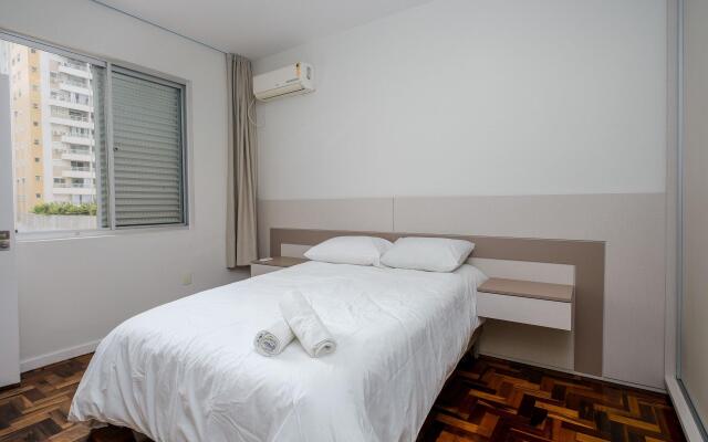 Lindo apto no Centro de Floripa ESO404