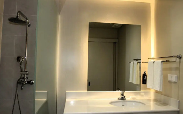 Flow Hotel Benguela