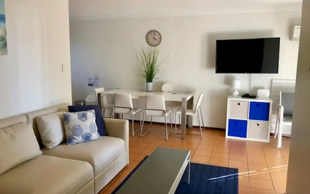 Scarborough Beach Front Resort - Shell Four