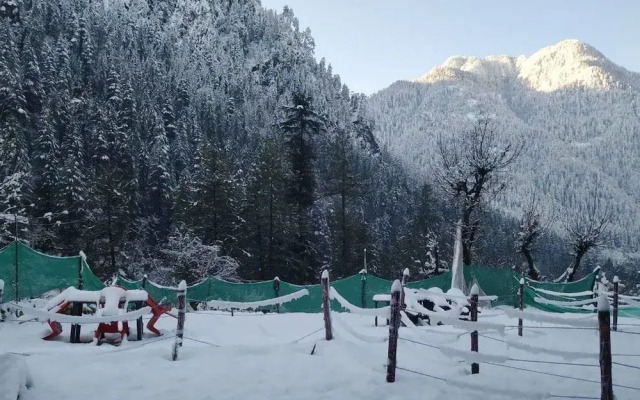 Highland Gojh Kasol - Hostel