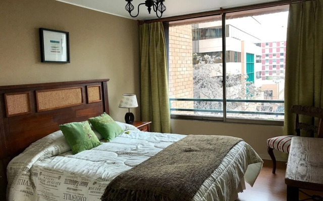 A pasos de Costanera en Providencia