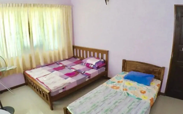 OYO Home 90371 Home Valley Homestay Tambunan