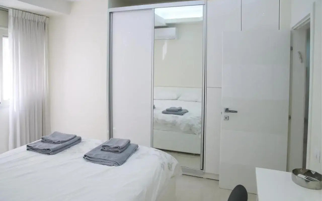 Dizengoff - Lovely family apartment 3 rooms.