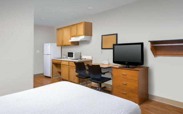 Extended Stay America Select Suites - Phoenix - West