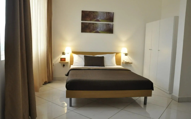 Le Suites Serviced Apartments