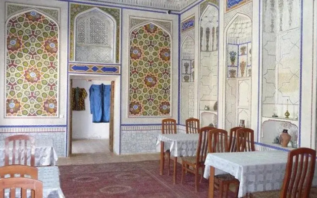 Hovli Poyon Hotel