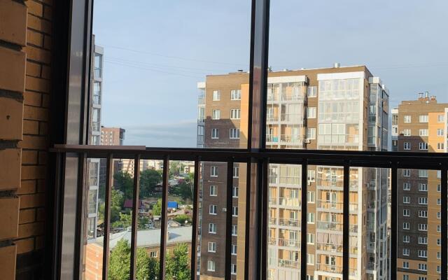 Be Home (Би хоум) на улице Красных Мадьяр 14