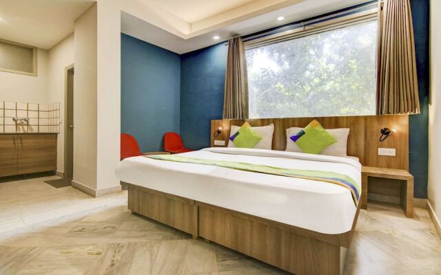 Treebo Mall View, DLF Phase II