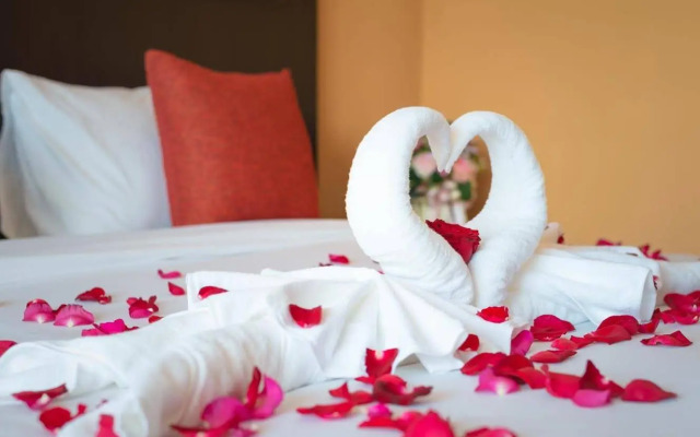 Anchanlina Hotel (SHA Plus+)