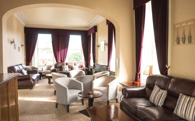 Westlakes Hotel and Restaurant