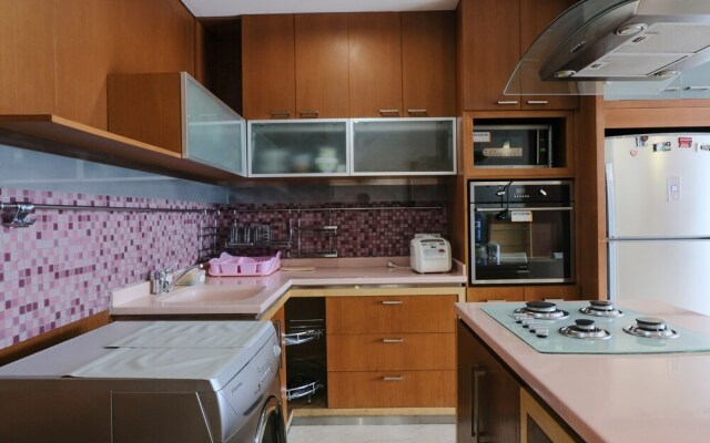 Spacious 3Br At Dago Butik Apartment