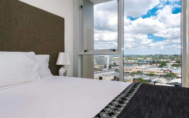 Empire Apartment Hotel