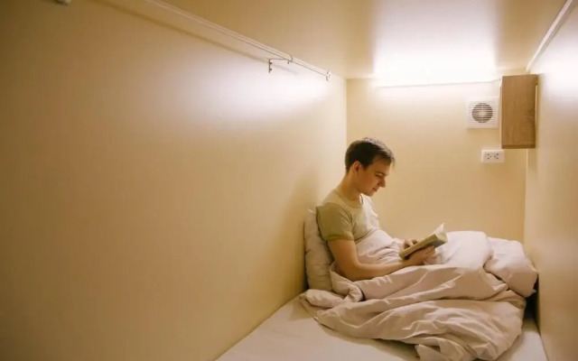 Capsule Hostel Yes
