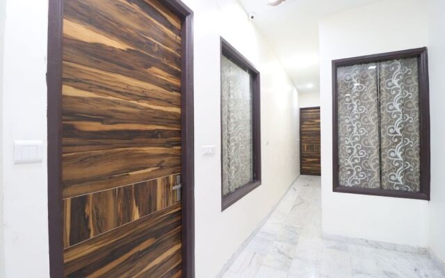 Oyo 39638 Hotel Indigo