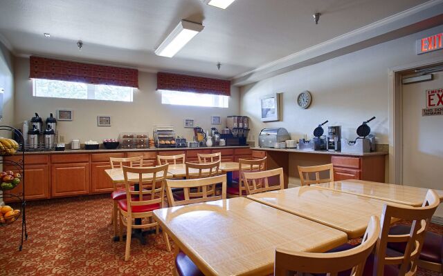 Best Western Marina State Beach