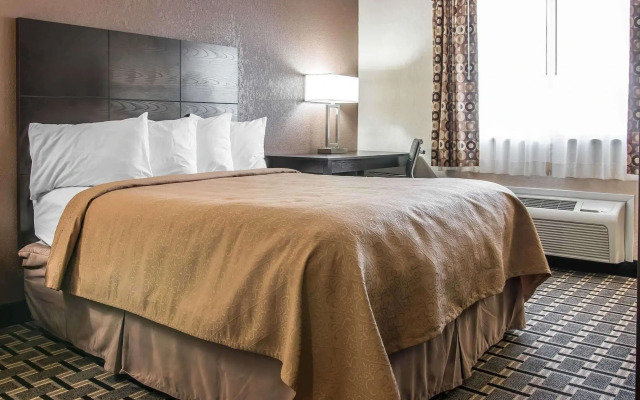 Quality Inn Grand Rapids South-Byron Center