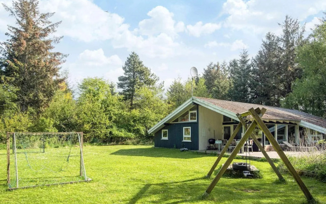 8 Person Holiday Home in Bindslev-by Traum