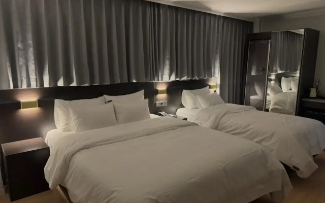 Hotel Ami