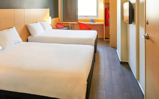Ibis Los Mochis