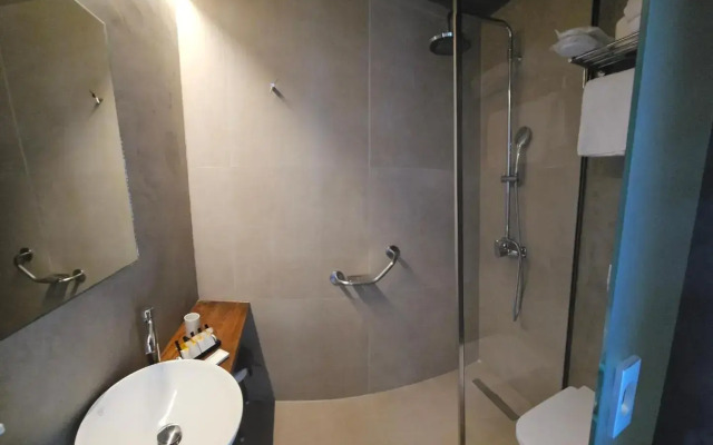 Atlantis Boutique City Hotel