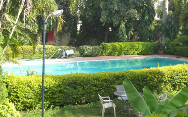 Hotel Navaratan Palace