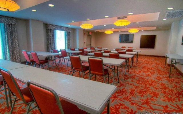 Holiday Inn Express & Suites Conway by IHG