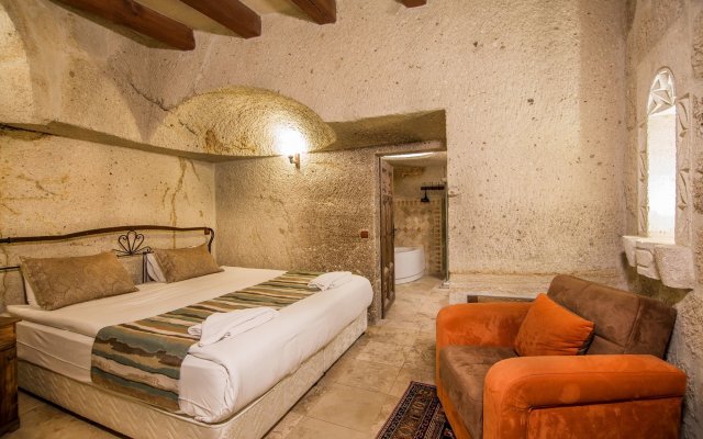 Elegance Cave Suites