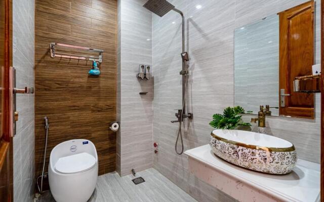 Villa 8PN Nguyễn Hữu Tiến