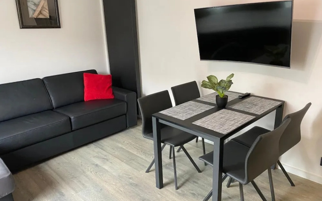 1 Bedroom Apartement With Large Seaview Terrace