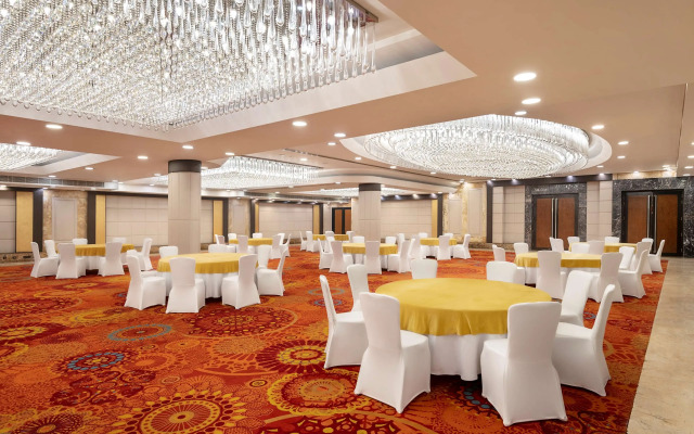 Radisson Blu Kaushambi Delhi NCR