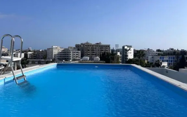 Alex Residence 103