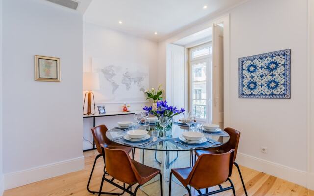 Life is Good in Lisbon Baixa Apartment