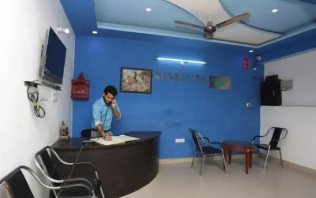 OYO 8114 Home Stay S K Palace