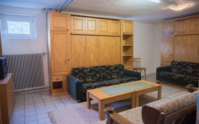 10-bedroom House Near Obertauern for 30 People