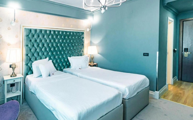 Phoenicia Grand Hotel