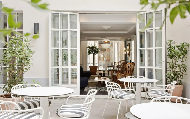 New Hotel Lafayette