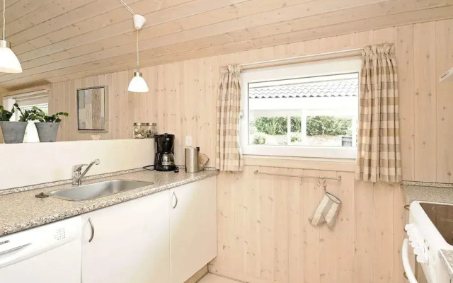 6 Person Holiday Home in Oksbol-by Traum