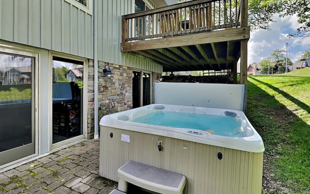 Main Street Retreat by Taylor Made Deep Creek